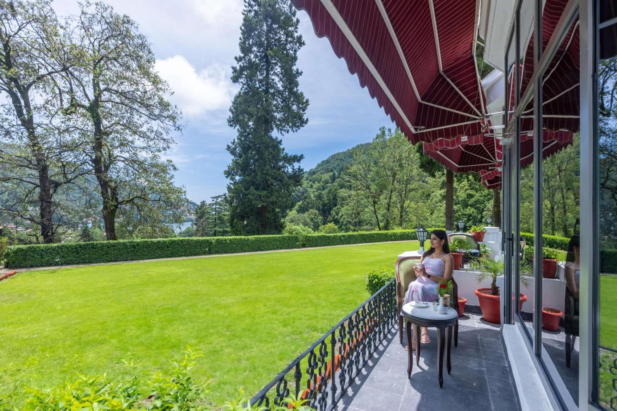 מלון Namah Nainital, A Member Of Radisson Individuals Retreats מראה חיצוני תמונה