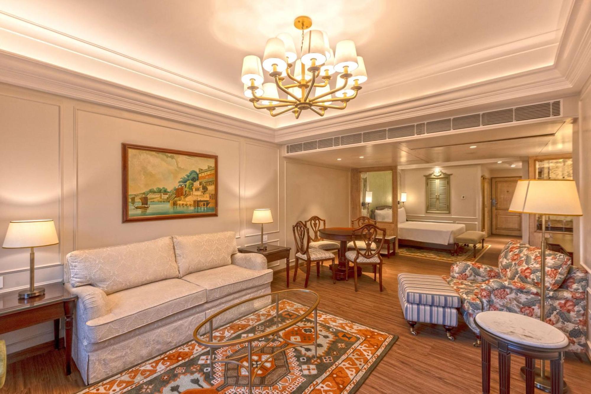 מלון Namah Nainital, A Member Of Radisson Individuals Retreats מראה חיצוני תמונה