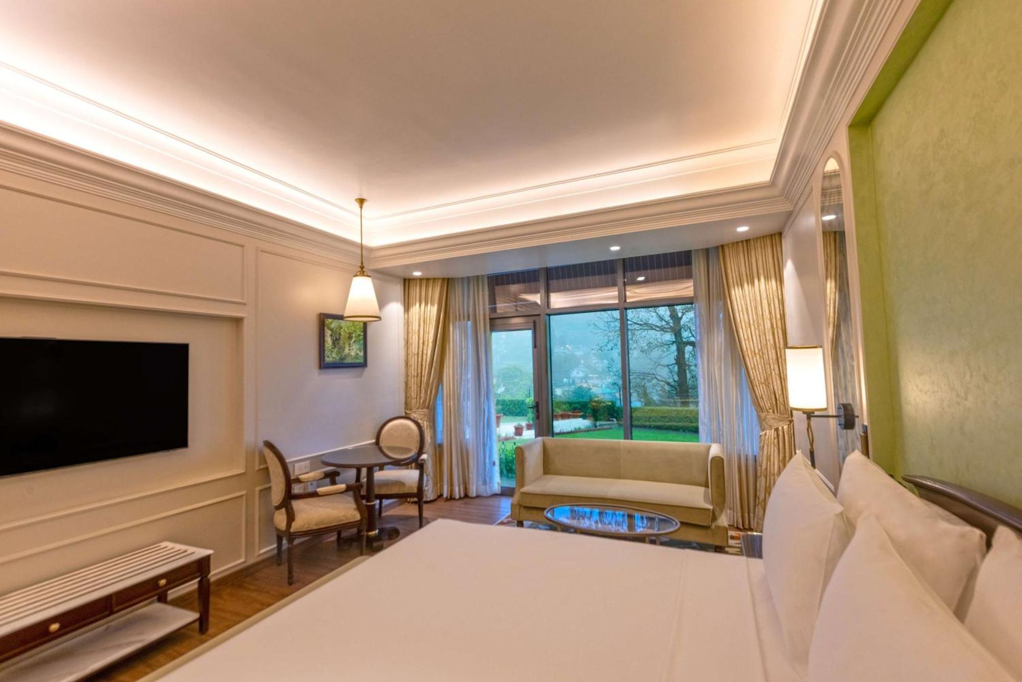 מלון Namah Nainital, A Member Of Radisson Individuals Retreats מראה חיצוני תמונה