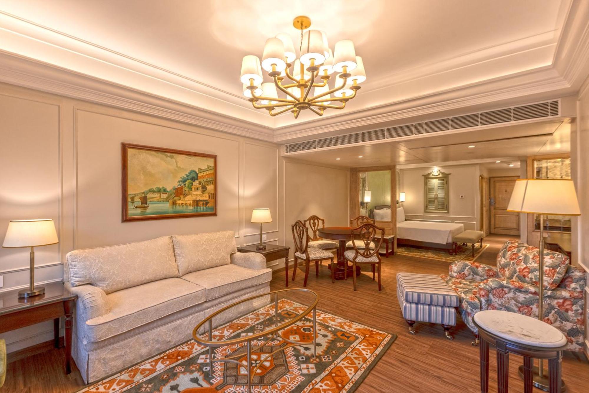מלון Namah Nainital, A Member Of Radisson Individuals Retreats מראה חיצוני תמונה