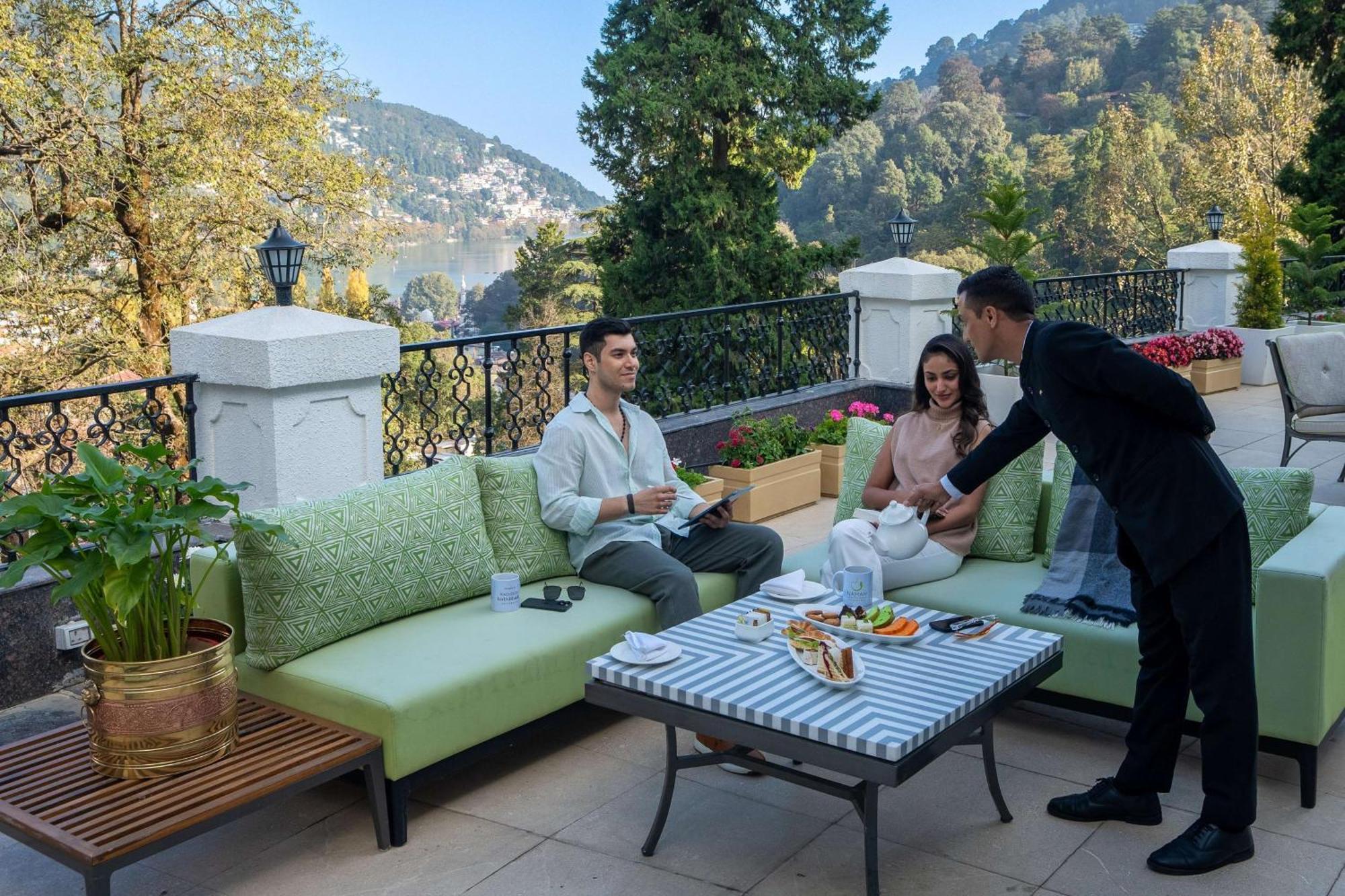 מלון Namah Nainital, A Member Of Radisson Individuals Retreats מראה חיצוני תמונה