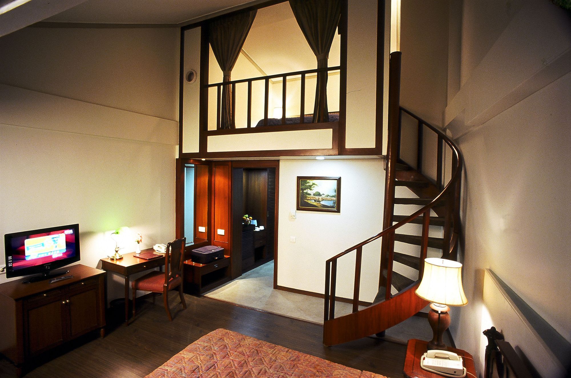 מלון Namah Nainital, A Member Of Radisson Individuals Retreats מראה חיצוני תמונה